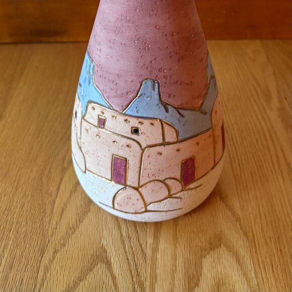Signed Numbered Vera Russell Handmade Vase Pink Blue Mountains Pueblos Desert - Picture 6 of 12